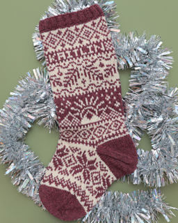Sam customized this stocking using The Doodle Knit Directory. 