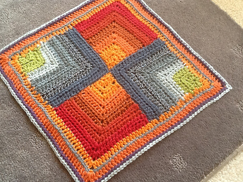 Ravelry: HDC Mitred Square pattern by JudyK