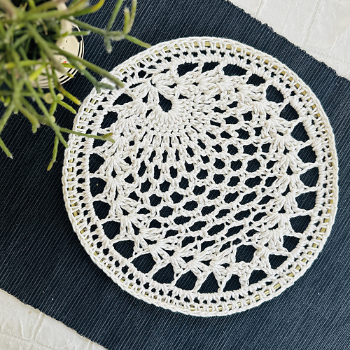 Pinecone Lace Motif