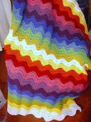 Feather and Fan Blanket photo 2