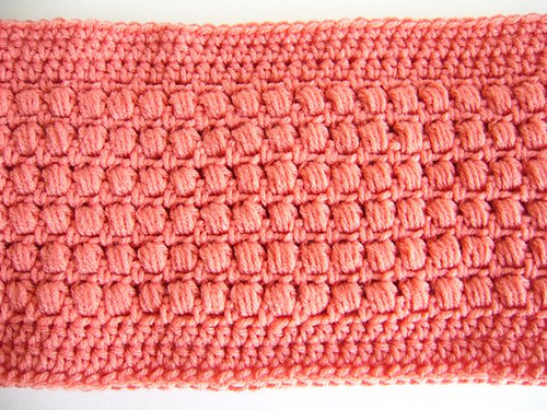 Aligned Puffs cowl photo 3