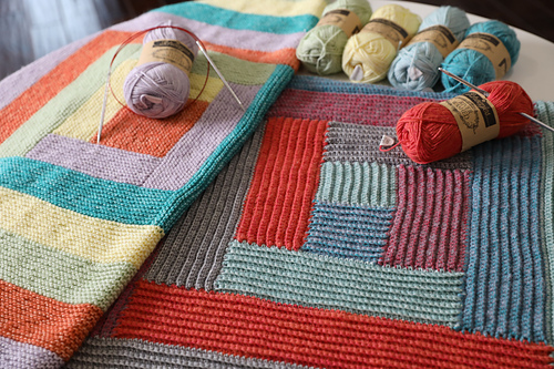 En Stor Glad Strikket Log Cabin - Sara Delaney