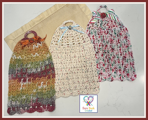 Holiday Hanging Towels