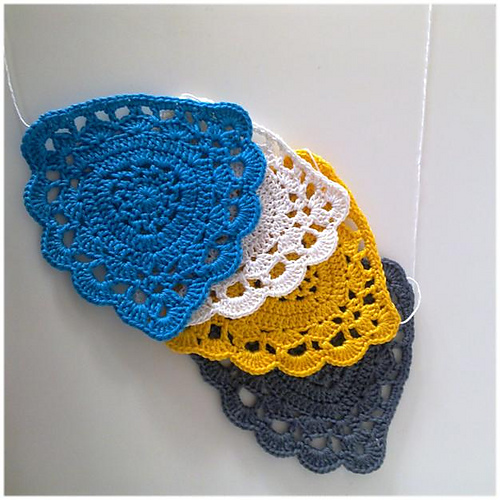 Doily bunting photo 4