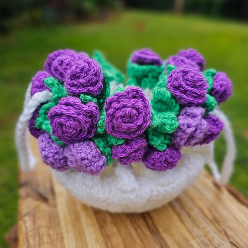 Ravelry: Flower Bouquet Drawstring Bag pattern by Christa Lynn