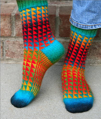 Ravelry: SeeSuzSew's Triangles Socks