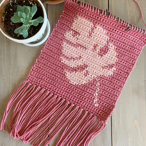 Ravelry Monstera tapestry banner pattern by Seniya Studio