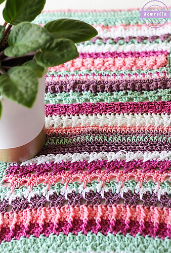 Betty's 20 Stitch Table Runner photo 1