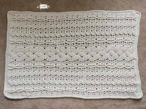 Heirloom Cabled Throw photo 4