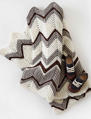 Zig Zag Knit Chunky Blanket photo 1