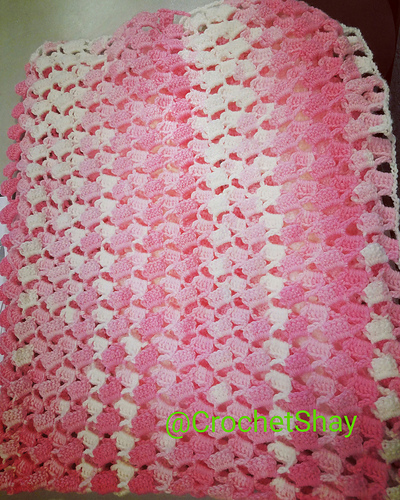 Offset Shell Shawl photo 2