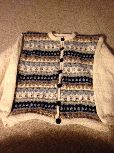 Ravelry: The Green Meadow Cardigan POC pattern by Anna-Lisa Mannheimer Lunn