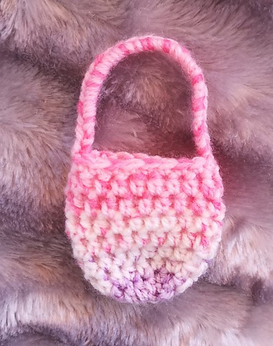 Teeny Tiny Basket photo 6