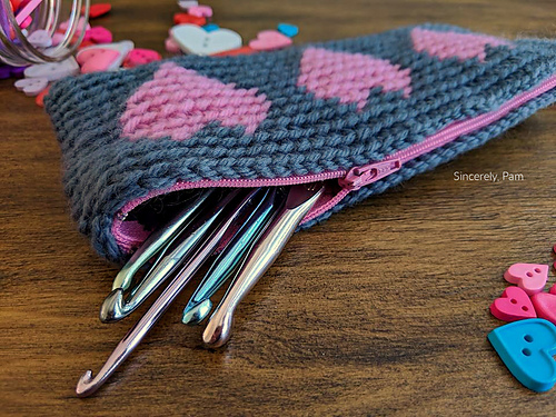 Tapestry Heart Pencil Case photo 4