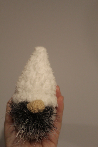 Tiny Festive Tomte Gnomes photo 4