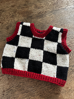testknit by @knittingfavourites (1-2 years)