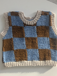 testknit by @gridyknit (6-12 months)