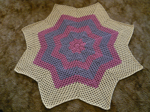 Ravelry: Granny Round Ripple 8 Points pattern by Donna Mason-Svara