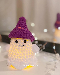 Glowing Ghosts Crochet Pattern