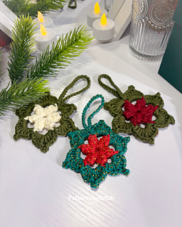 Festive crochet pattern