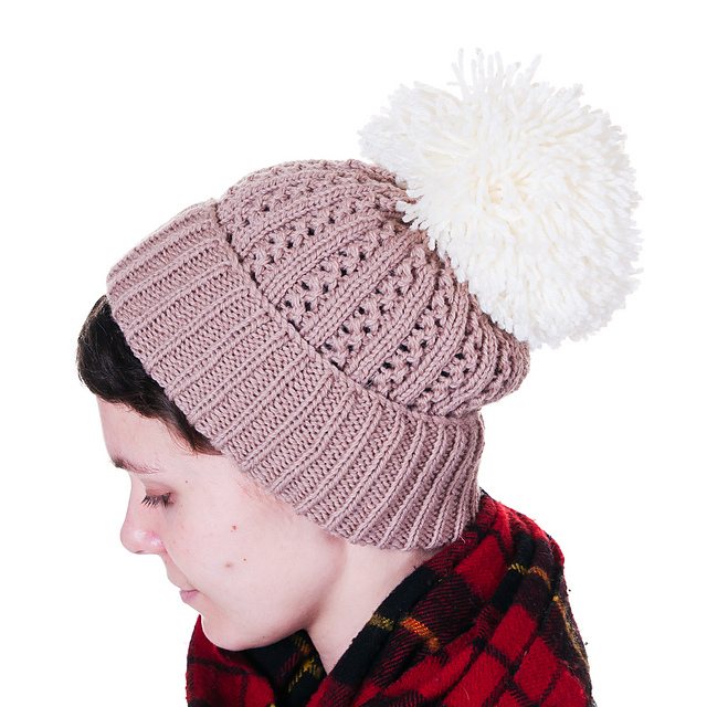 Ravelry: Giant Pom-Pom Beanie pattern 