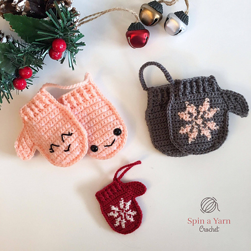 Mittens Ornament photo 2