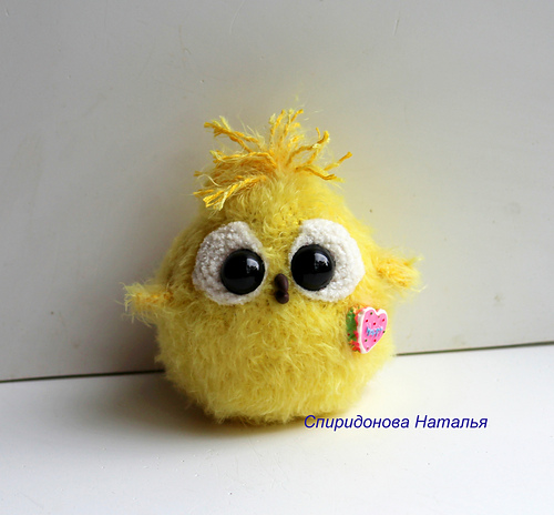Bird in the hat photo 3