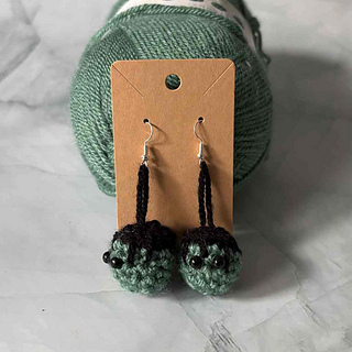Fast and simple Frankenstein earrings crochet project