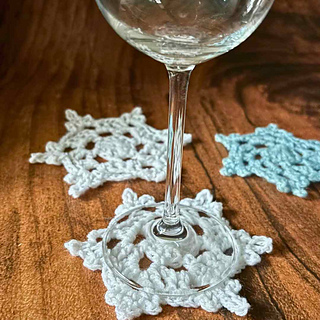 quick snowflake crochet coasters for gifts free