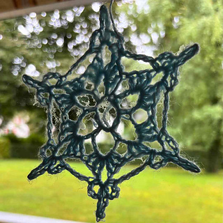 scrap yarn crochet snowflake coaster pattern free