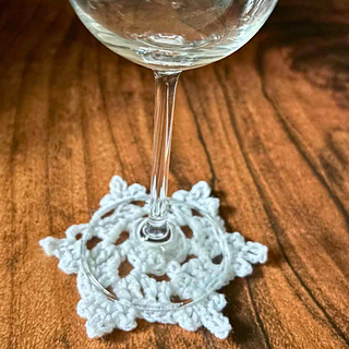 easy snowflake crochet coaster free pattern