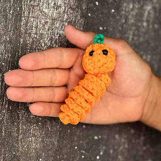 Crochet worry worm pattern