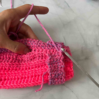 easy ribbed fingerless gloves crochet pattern for beginners