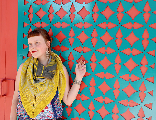 Ravelry: Beeline pattern by Stefanie Japel