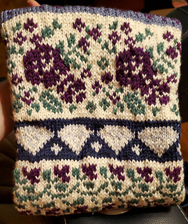 Before blocking.
Flowers & Diamonds