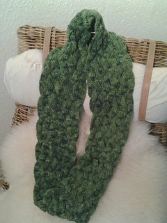 Ravelry: Strickhexe's Moebius Braid Cowl