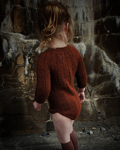 Enkel body - Mona Nilsen