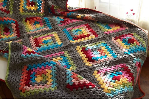 Gray Area Log Cabin Blanket crochet pattern by Crochet Again