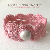 Loop and Bloom Bracelet Crochet Pattern