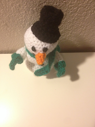 Snowman with mittens photo 5