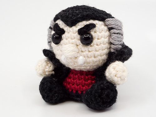 Mini Vampire Amigurumi photo 5
