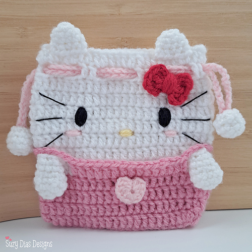 Hello Kitty Pouch