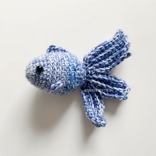 Mosaic Goldfish photo 6