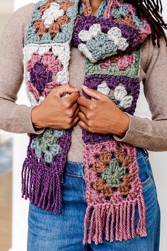 Robin Hat & Scarf photo 6