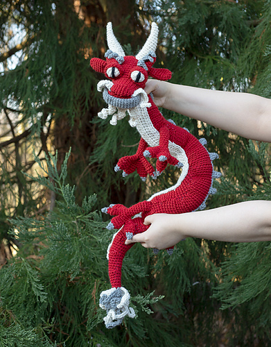 Ravelry: Large Bo the Dragon pattern by TOFT UK