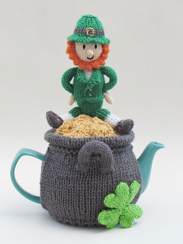 Ravelry: Lucky Leprechaun Tea Cosy pattern by Susan Cowper