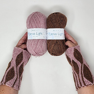 I think Berroco Lanas Light is a great yarn for Linnea's patterns.