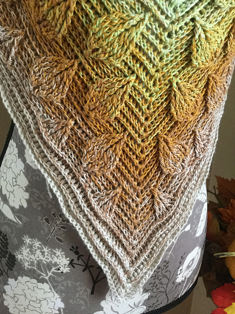 lovely leaves shawl
