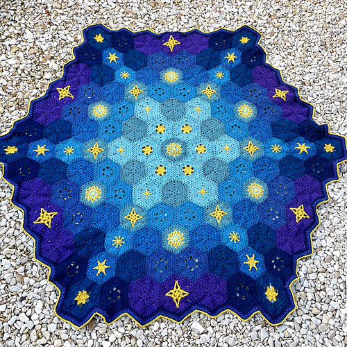 Ravelry Starlite Blanket of Stars pattern by Alice Tarry