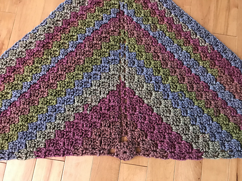 Tea Cakes Shawl photo 3